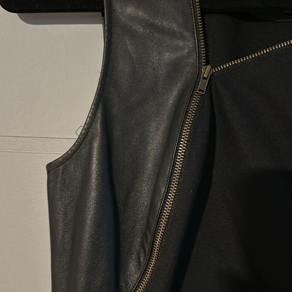 Ali Ro 90s Zipper Dress with Real Leather Accents - Picture 4 of 7